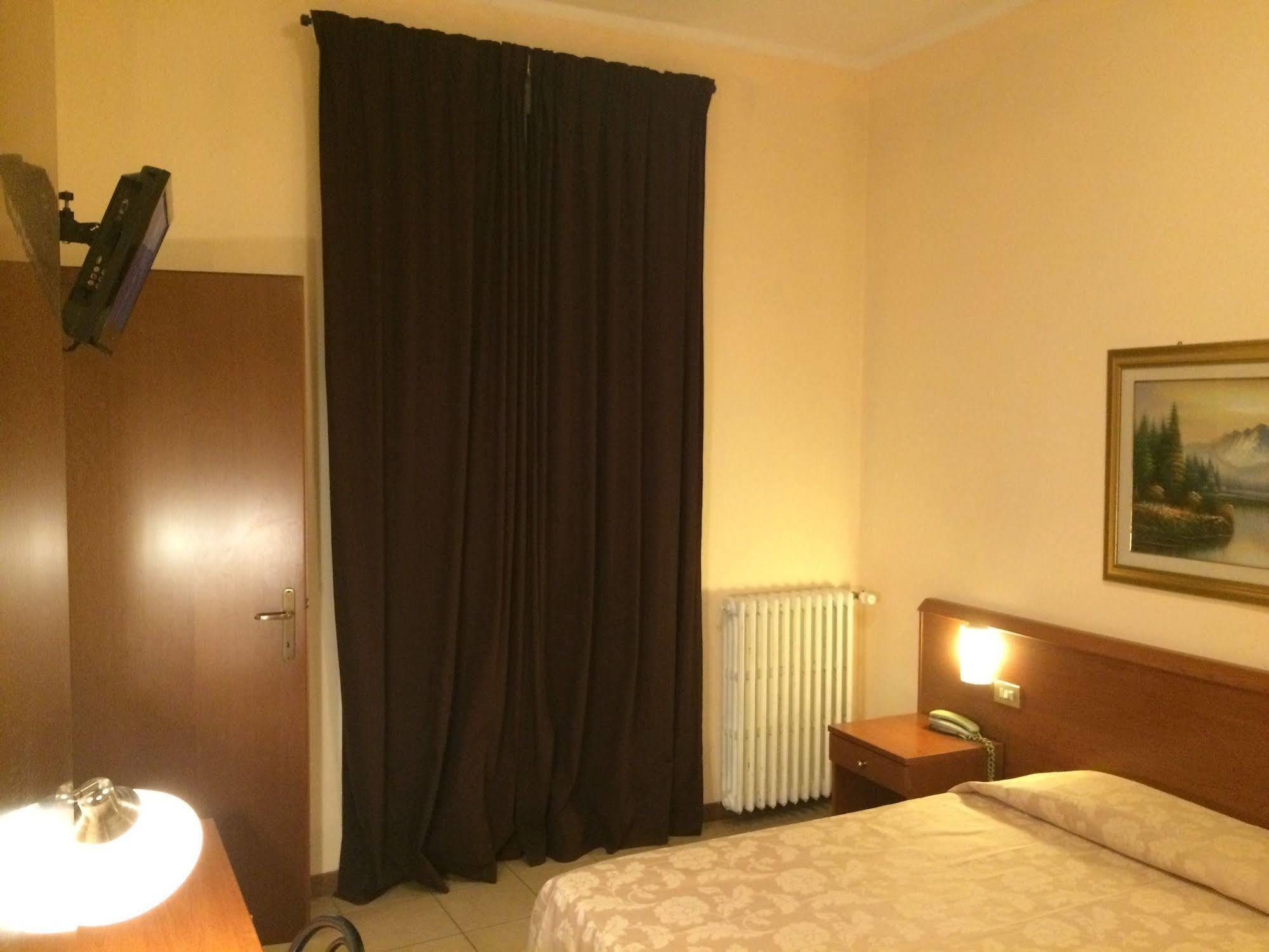 Hotel Paradiso Milano Eksteriør billede